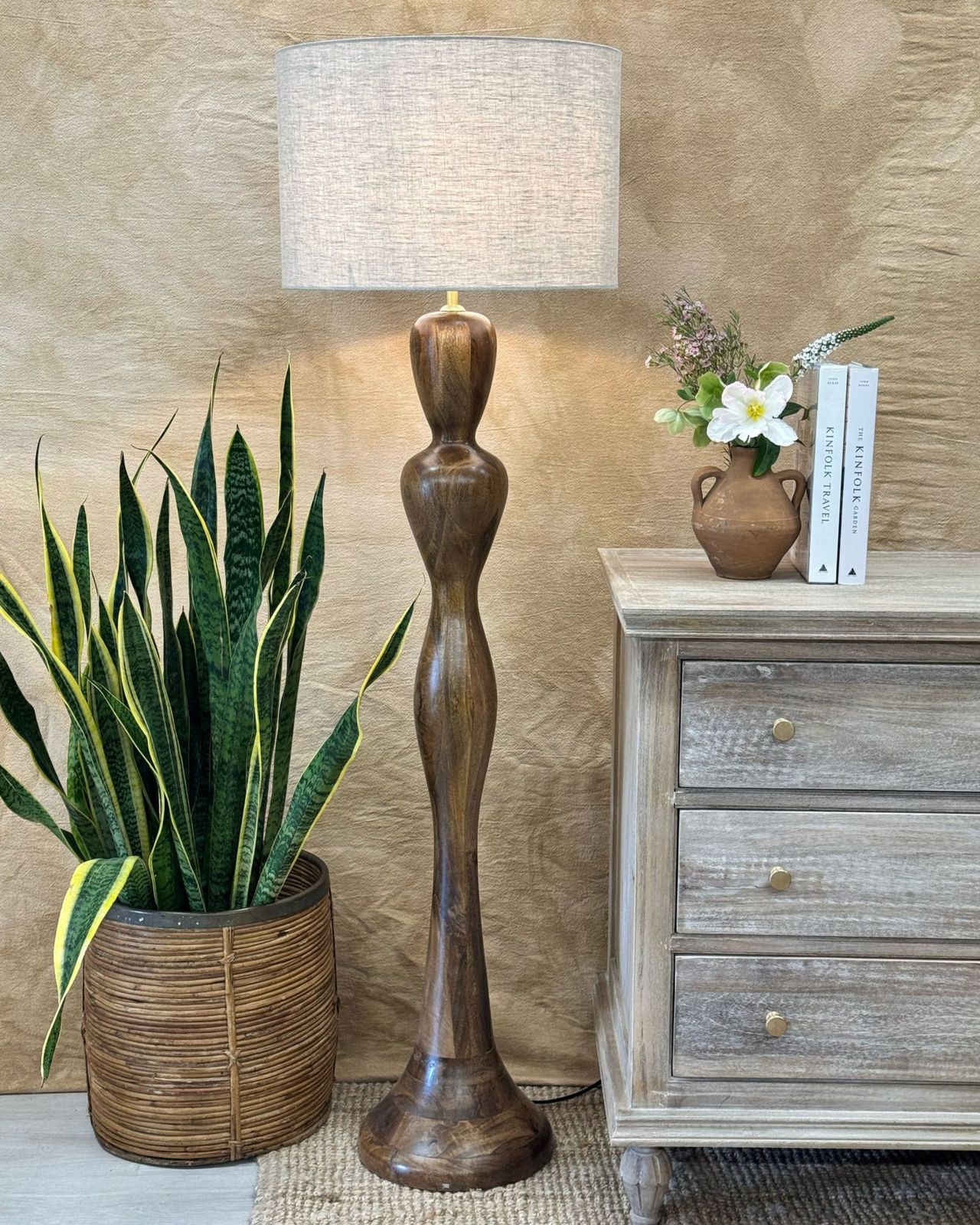 Handcrafted Mango Wood Floor Lamp With Linen Shade – Polished Finish
