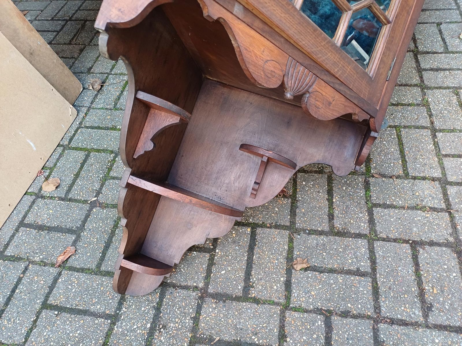 photo vintage Antique Oak Glazed Corner Display Cabinet C1900 Carved Pediment & Lower Shelves Velvet Interior Bevelled Glass