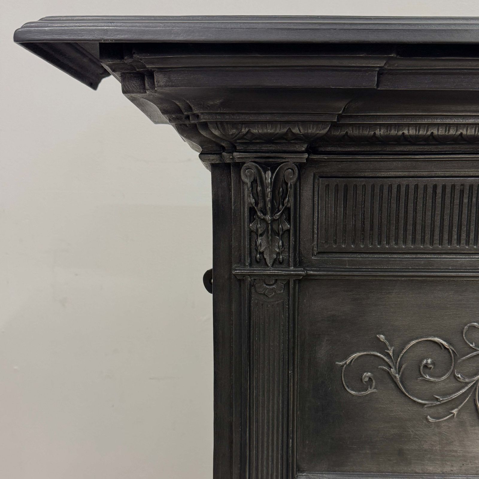 Antique Victorian Tiled Cast Iron Combination Fireplace photo vinterior