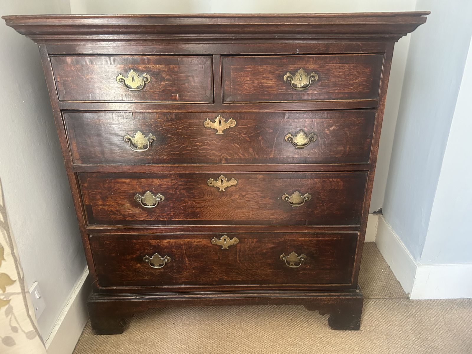 Furniture Antique Chest Of Drawers, 18th Century And Earlier photo
