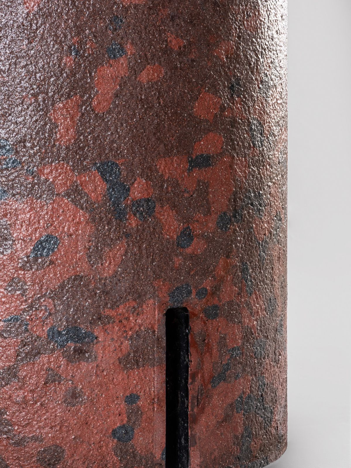 Giovanni Offredi, Round Table In Concrete With Camouflage Pattern And Glass Top For Saporiti, Italy, 1970s photo Furniture