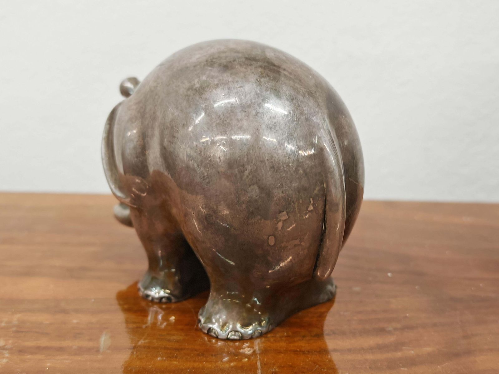 Mid Century Modern Silver Figurine Of An Elephant, 970 Silver, Italy 1960s photo furniture