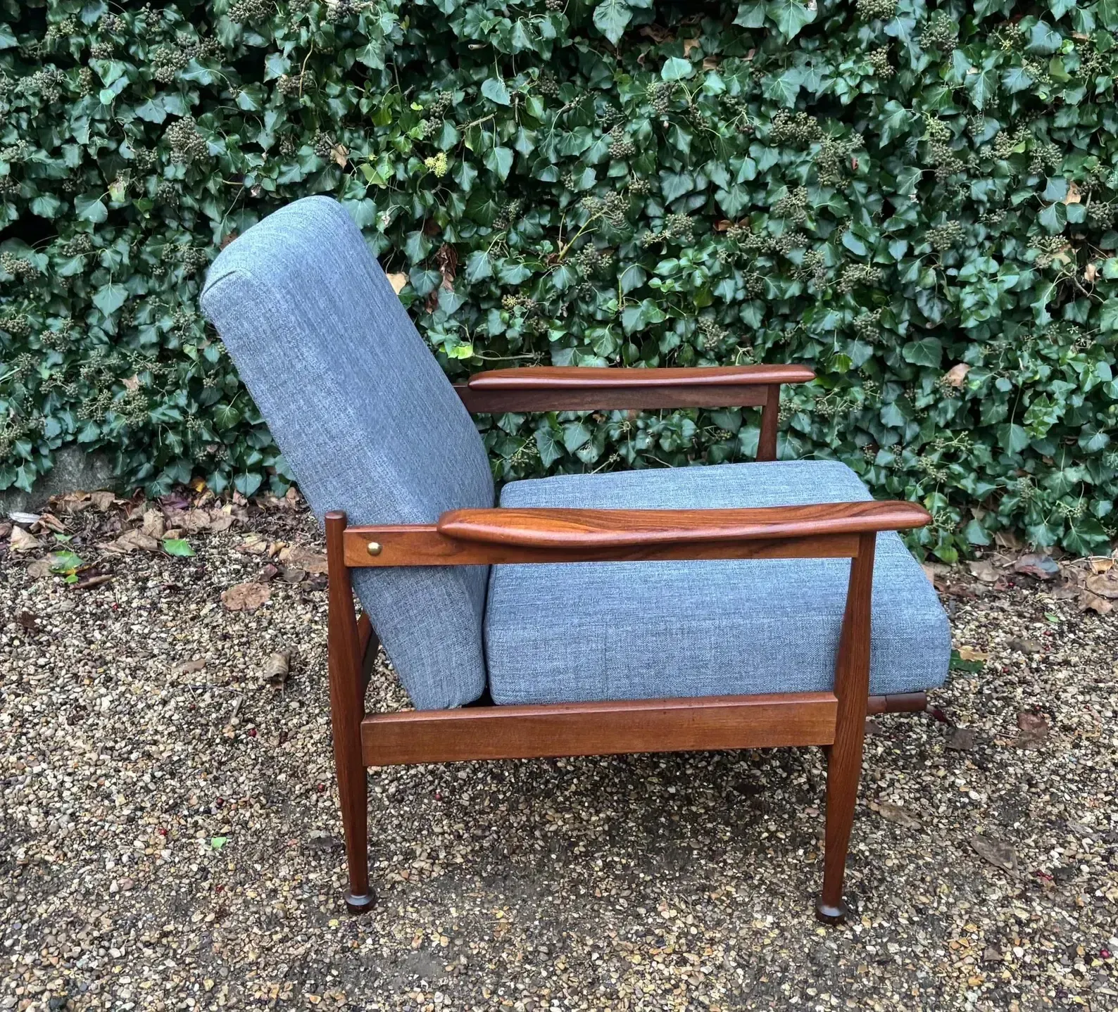 Vintage Guy Rogers Manhatten Reclining Teak Armchair C.1960 photo furniture