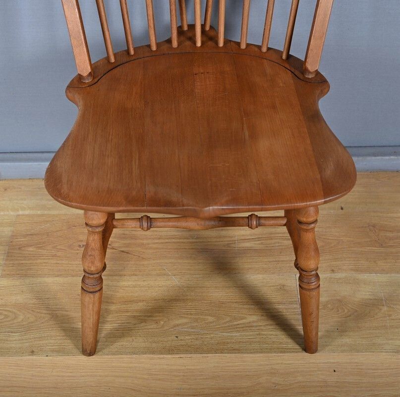 Furniture Set Of 4 Windsor Beech Chairs, England – Early 20th Century photo