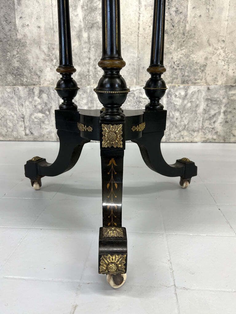 19th Century Circular Amboyna And Ebony Marquetry Table photo vintage