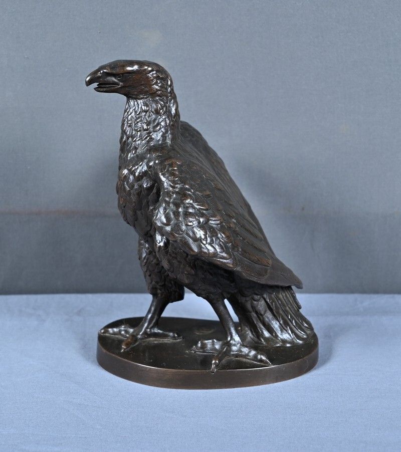 Bronze Sculpture "The Watchful Eagle" After T. Gechter – Late 19th Century photo for sale
