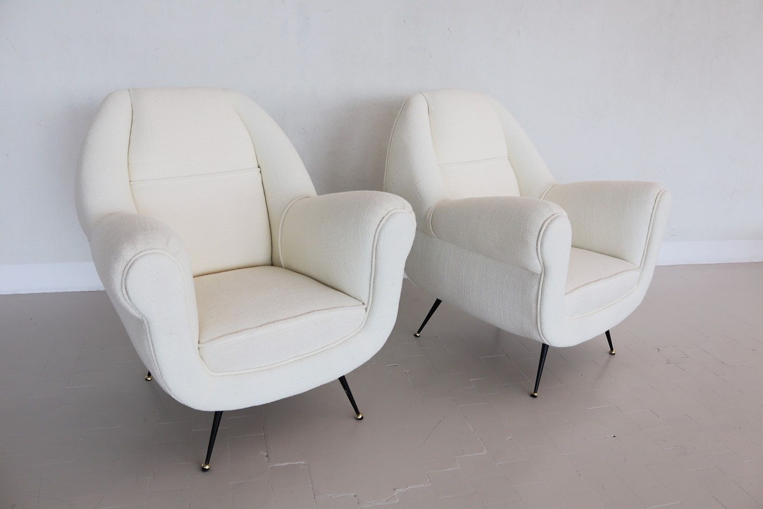 Italian Midcentury Armchairs In Off White Upholstery And Brass Stiletto Feet, 1950s photo vintage