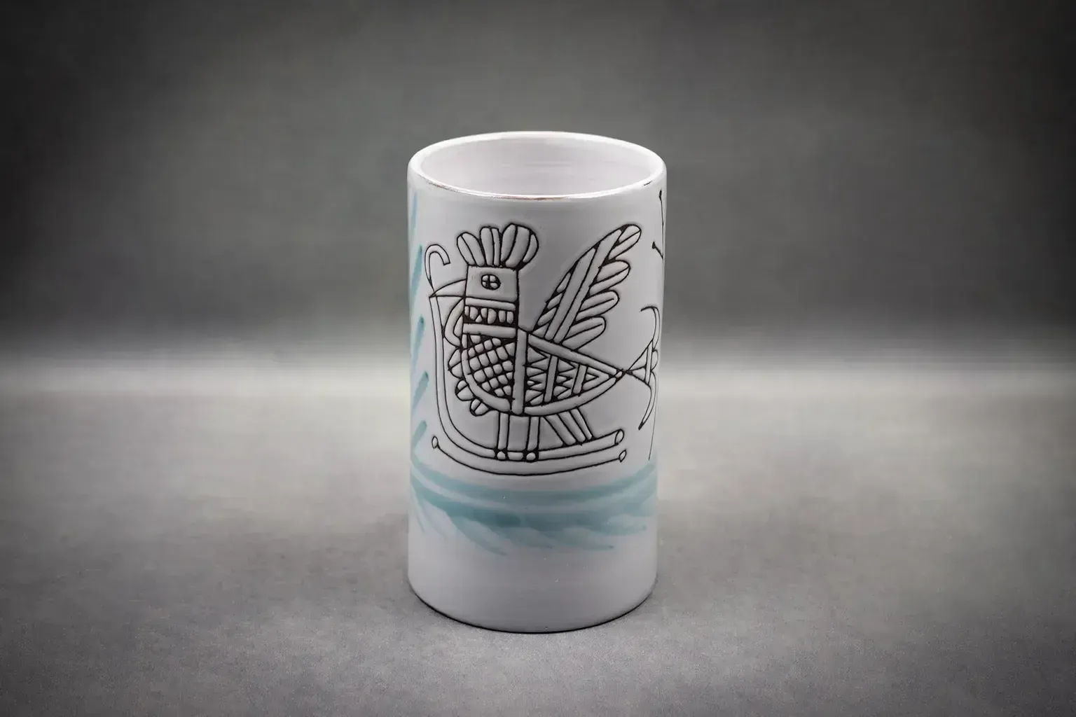 Vase en terre cuite émaillée à décor de coq, par Michel Barbier