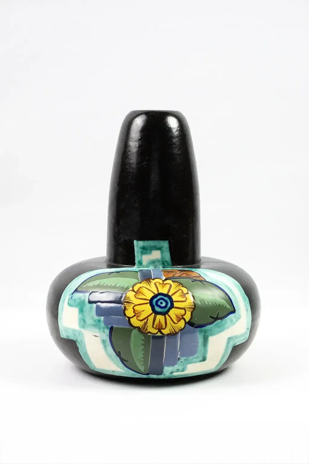 Vase Art déco signé Louis Dage - céramique à décor floral polychrome sur fond noir, vers 1930 photo 350.0