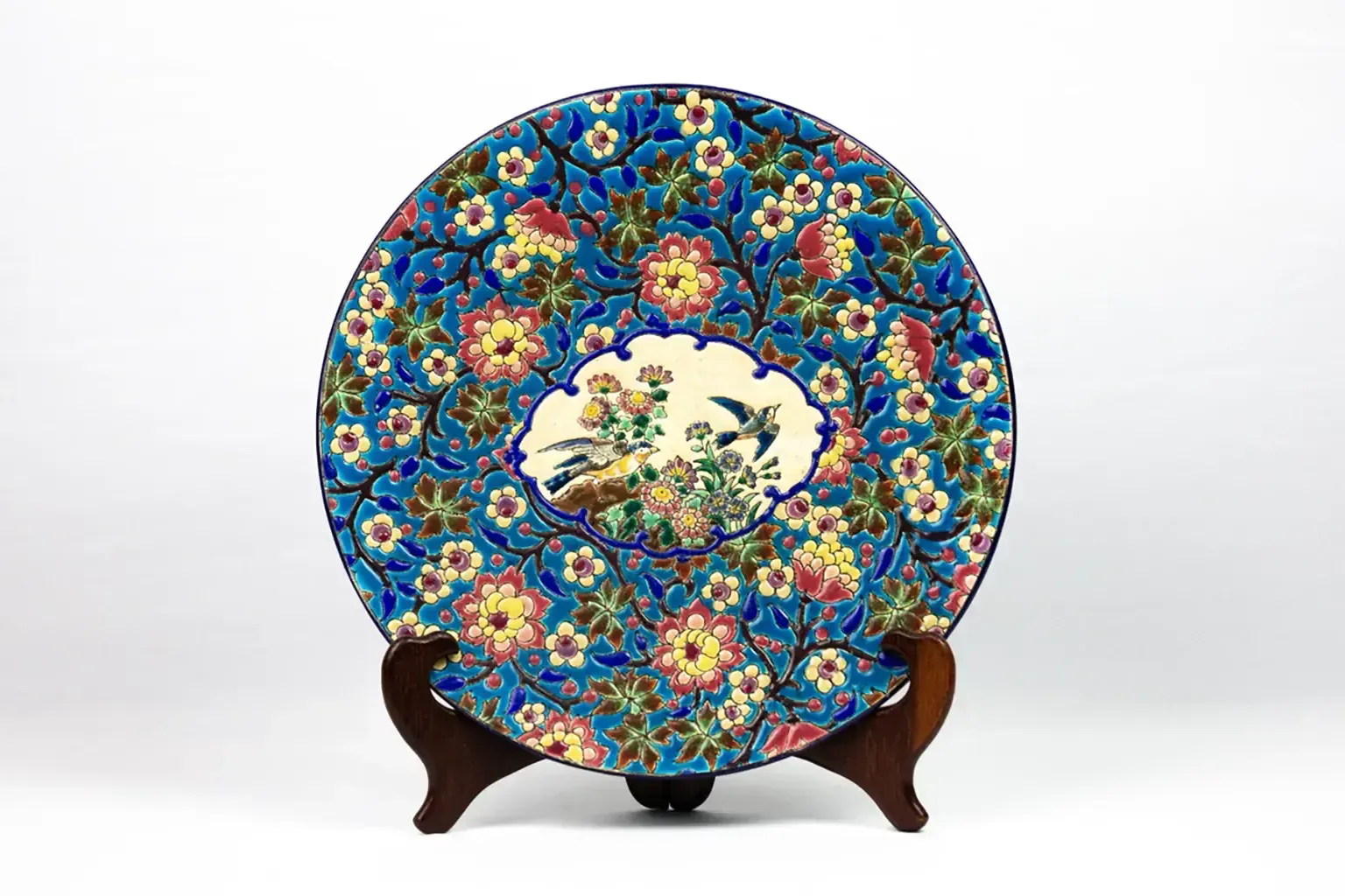 Plat décoratif Longwy en émail - décoré d'oiseaux polychromes et de fleurs - faïence émaillée, vers 1950 photo 310.0