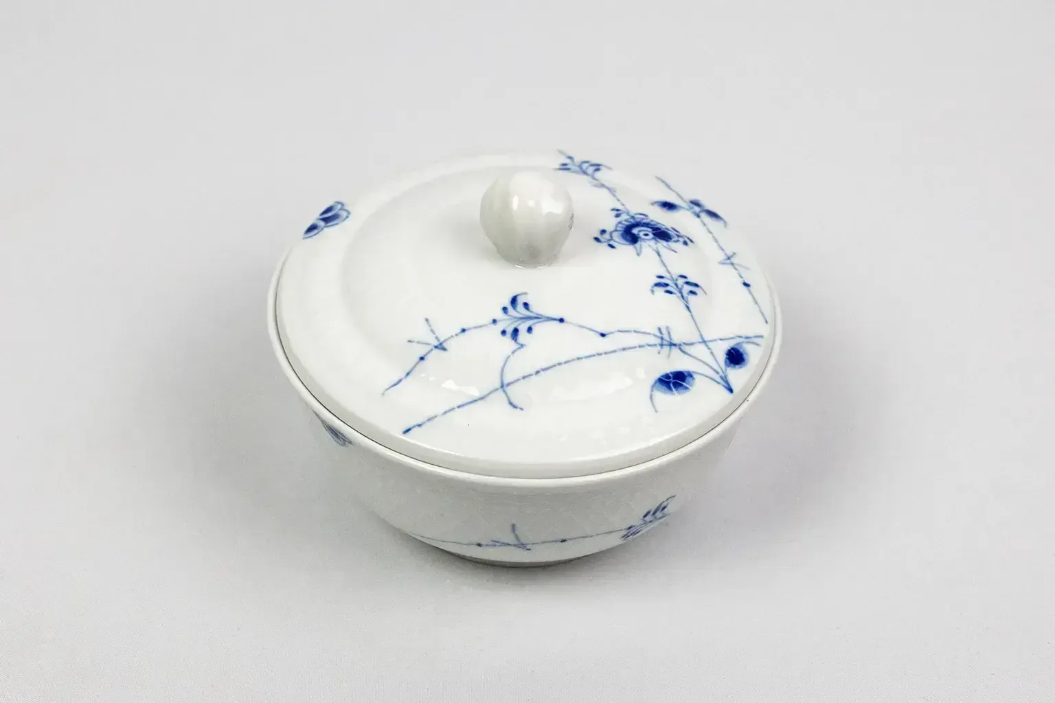 Sucrier vintage Royal Copenhagen, modèle Blue Fluted Plain