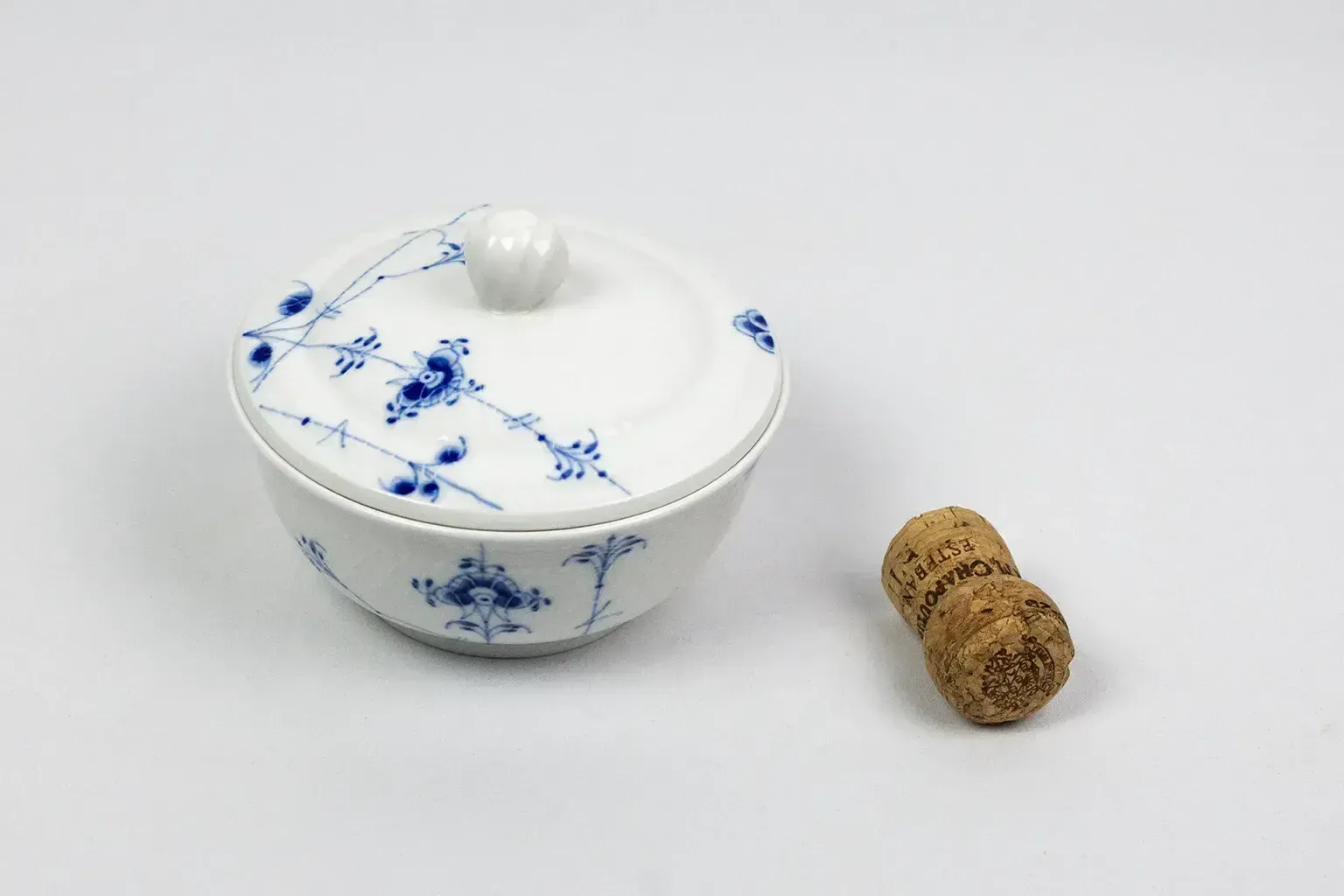 Vintage Royal Copenhagen Sugar Bowl – Blue Fluted Plain Model photo vinterior