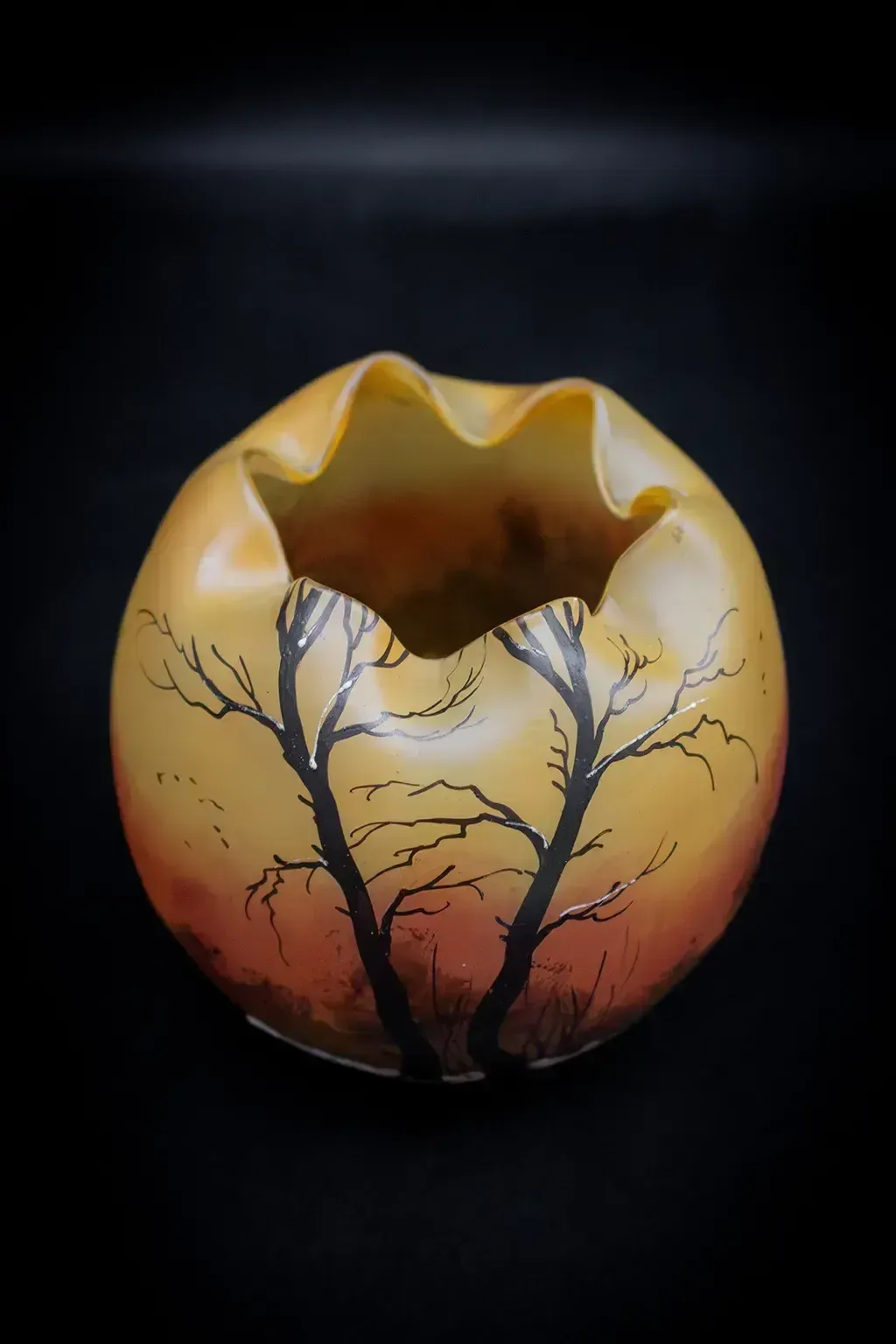 Vase sphérique Legras à décor de sous-bois enneigé photo Décoration