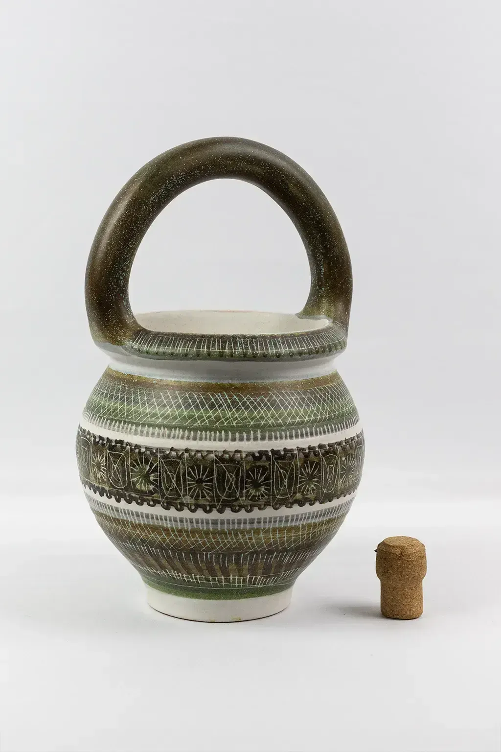 Vase à anse en céramique émaillée par Marcel Guillot - décoration scarifiée, vers 1950 photo buy