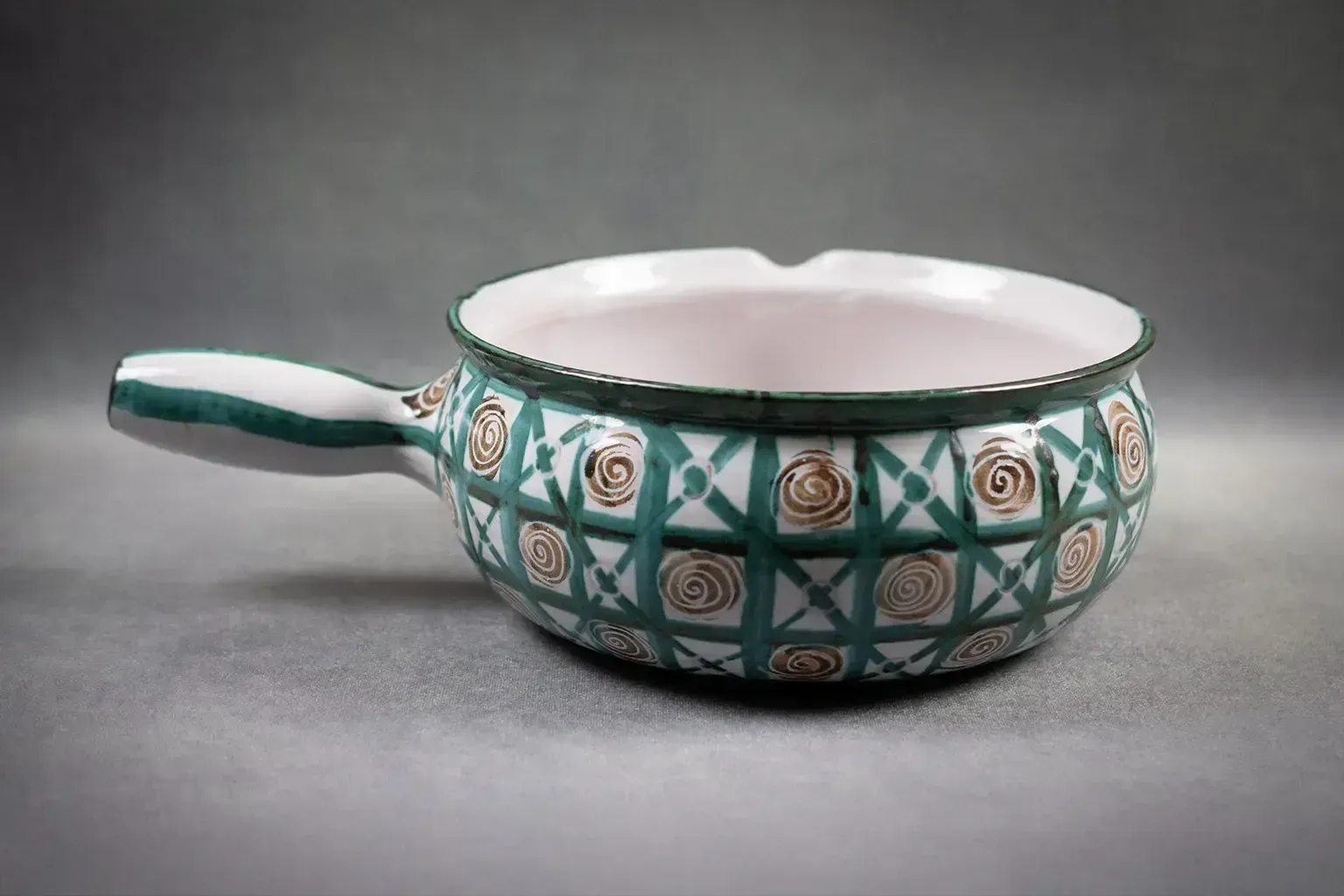 Grande casserole Robert Picault, Vallauris photo for sale