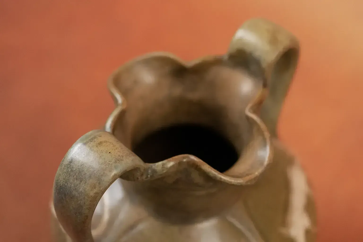 Vase en grès émaillé Art Nouveau à décor de cerfs stylisés, par Louis Lourioux photo vintage