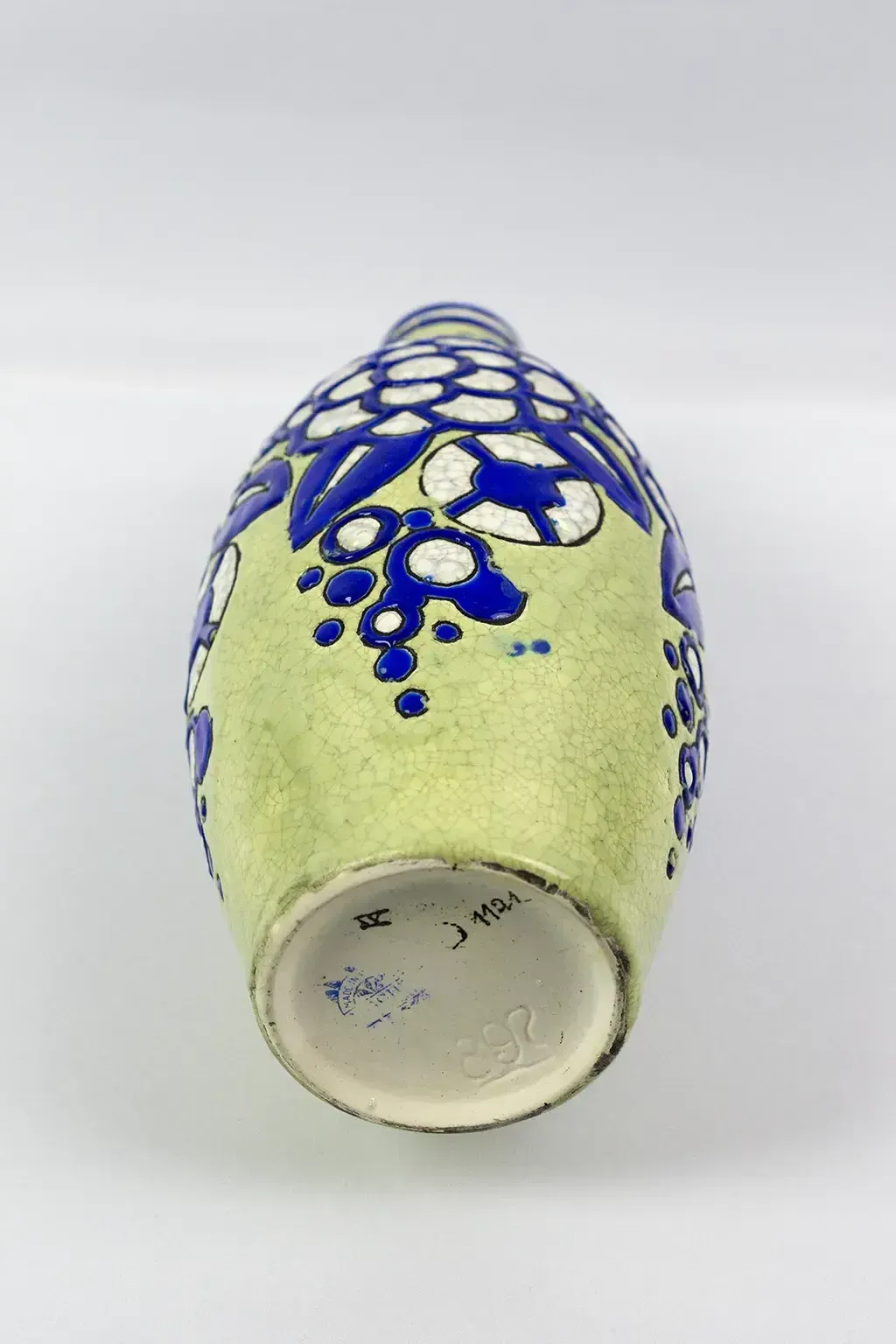 Art Deco Vase In Glazed Ceramic By Boch Frères Keramis, Decoration 1121 Blue Flowers On A Crackled Green Background photo vintage