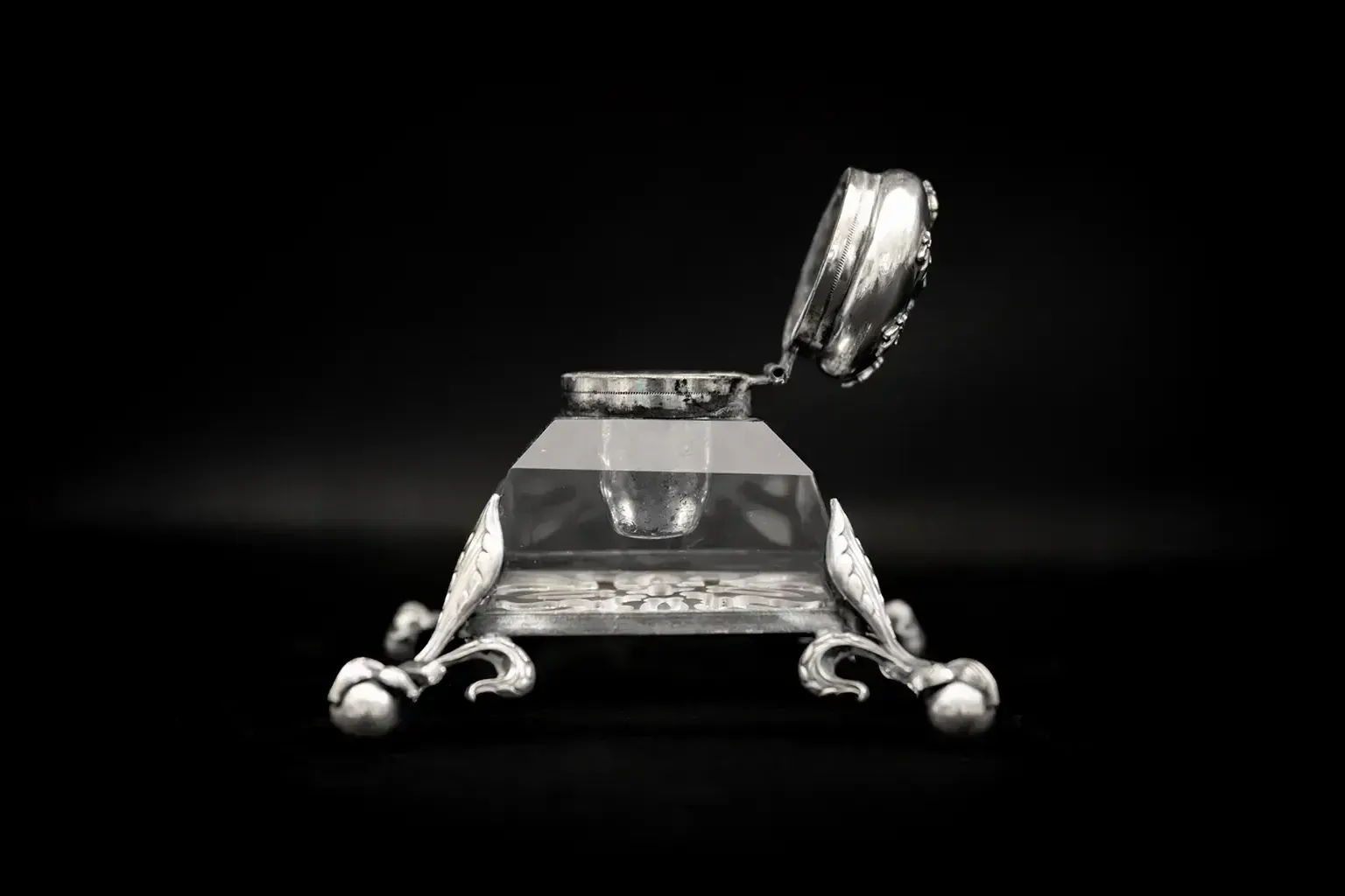Crystal And Silver Plated Metal Inkwell With Salamander And Fleur De Lis   French Antic photo vintage