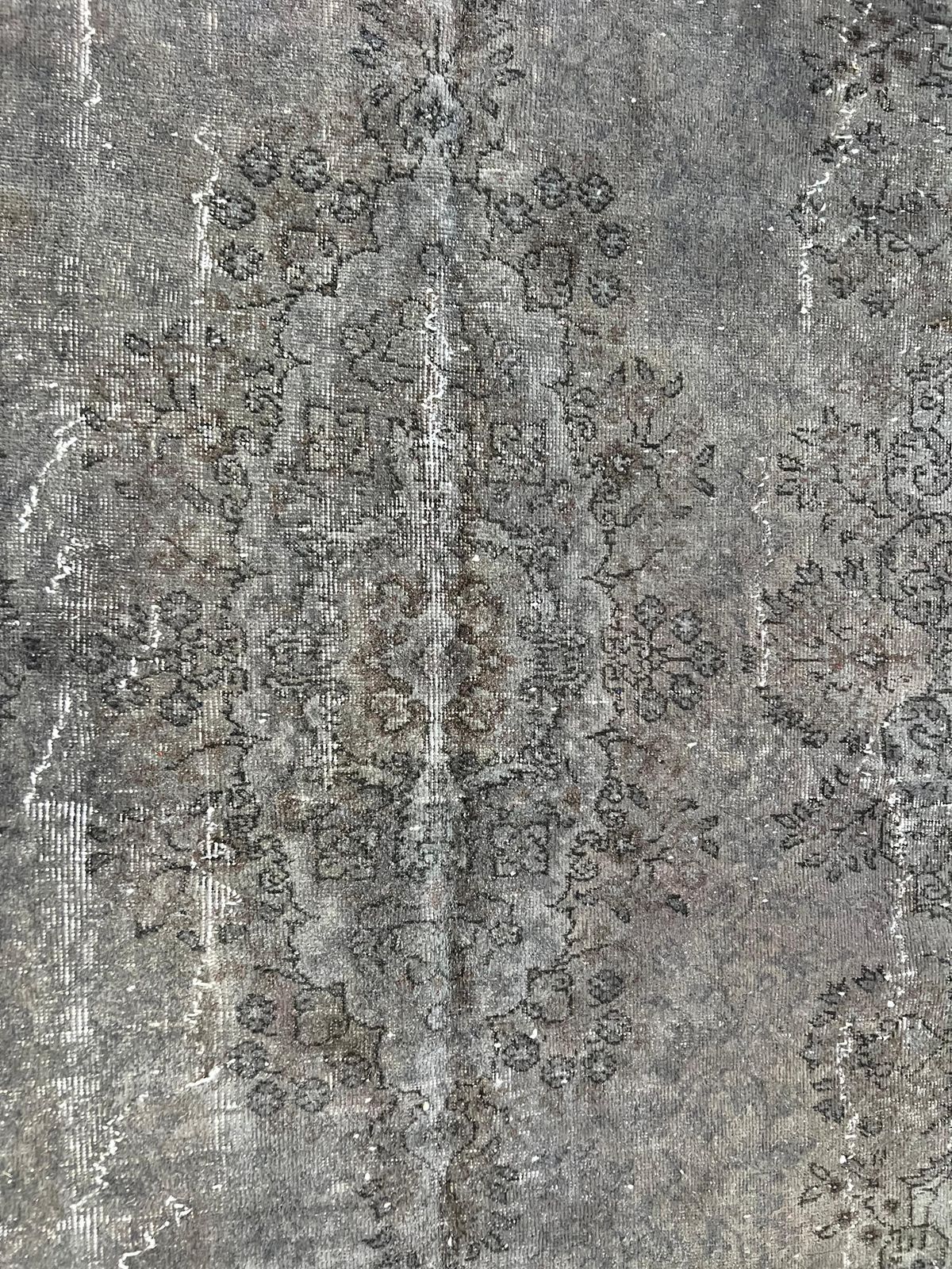 photo furniture 7x11 Ft Vintage Medallion Design Area Rug Redyed In Gray, Handknotted In Turkey