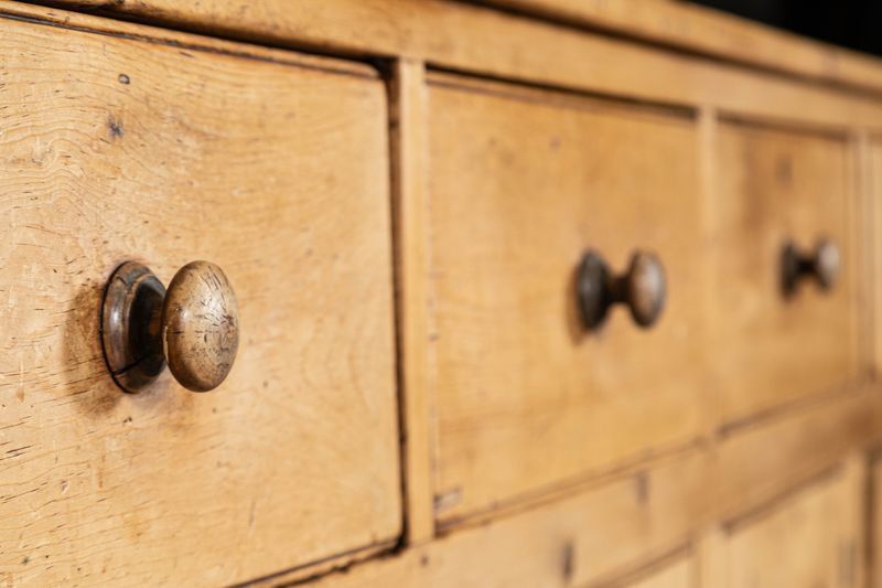 5118.0 Large 19thc English Vernacular Pine Dresser photo