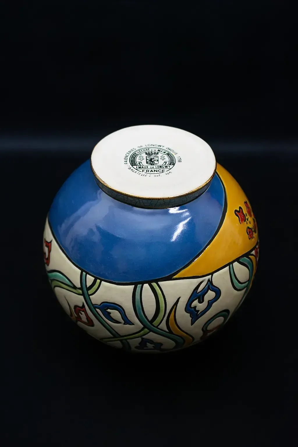 photo buy Vase sphérique « Bagatelle » en émaux de Longwy