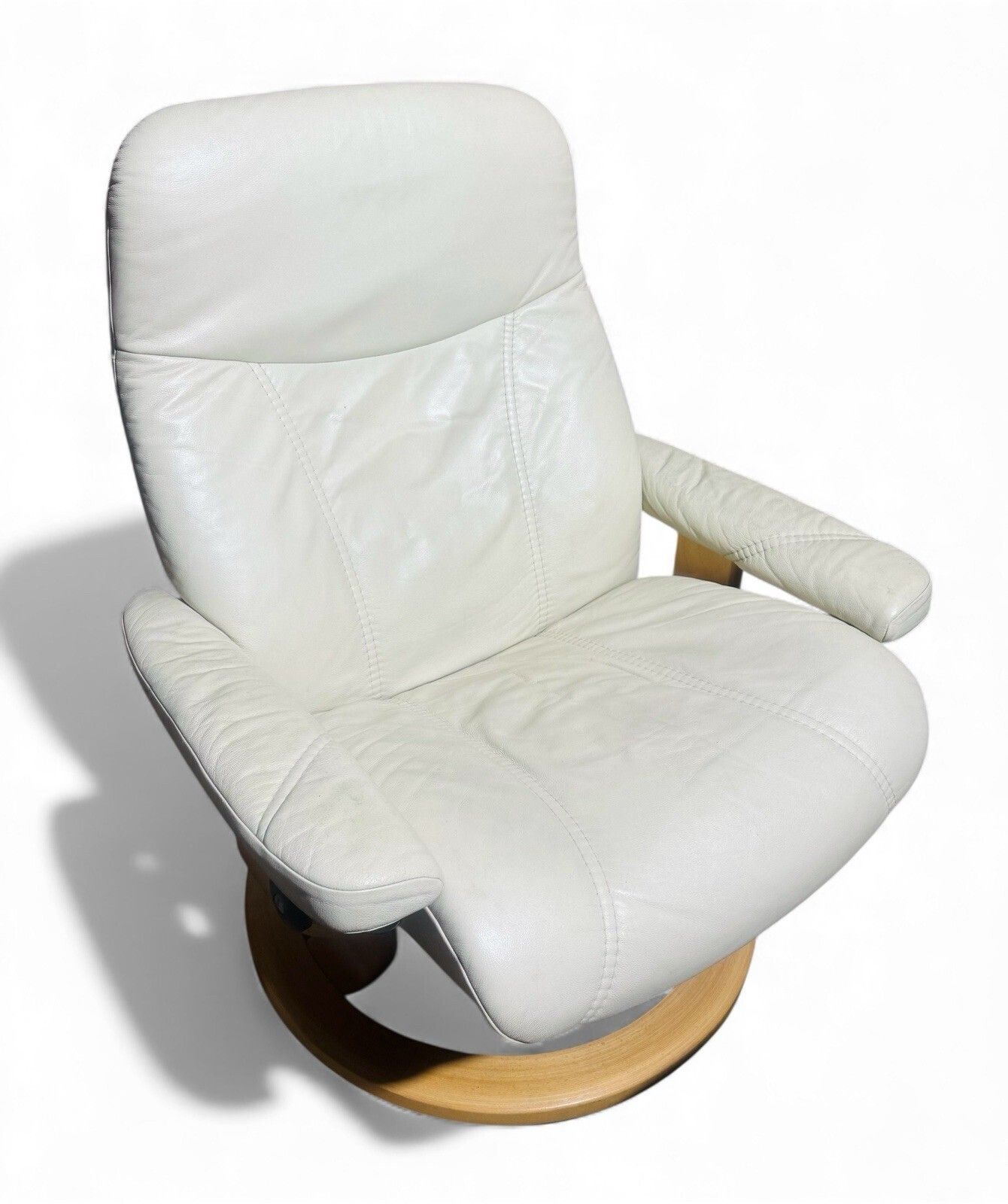 Ekorness Stressles Armchair And Footstool Consul Recliner Superior Quality photo for sale