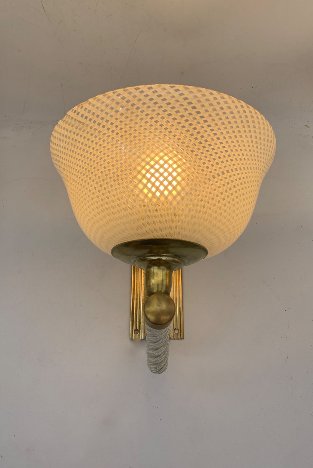 Pair Of Wall Lamps Attributed To Venini Reticello Made In Italy photo for sale