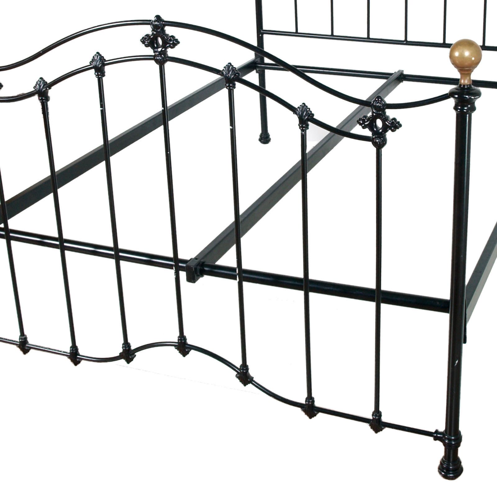 Italian Mid 20th Century Iron And Cast Iron Enamelled Bed, Golden Brass Parts photo 3600.0