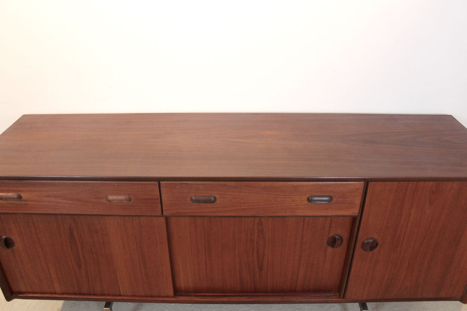 photo furniture Mid Century Belgian Sideboard In Teak With Sculpted Handles And Steel Legs, 1960s