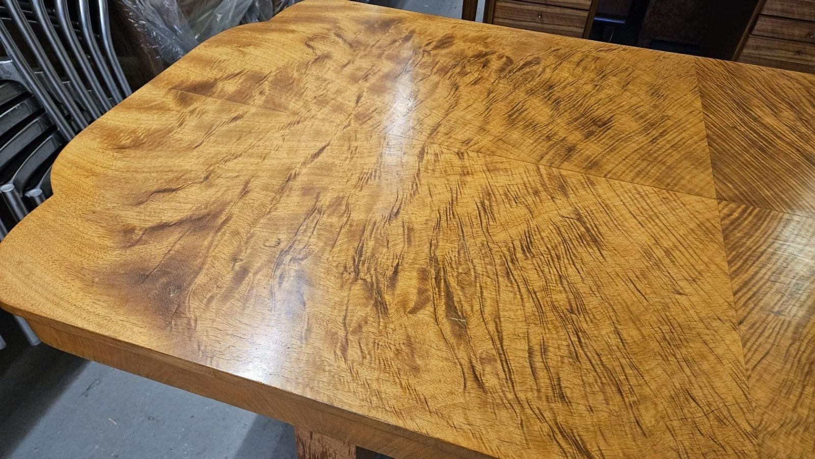 Furniture Art Deco Dining Table With Cloud Shape Ends And Tiger Wood Grain Finish photo