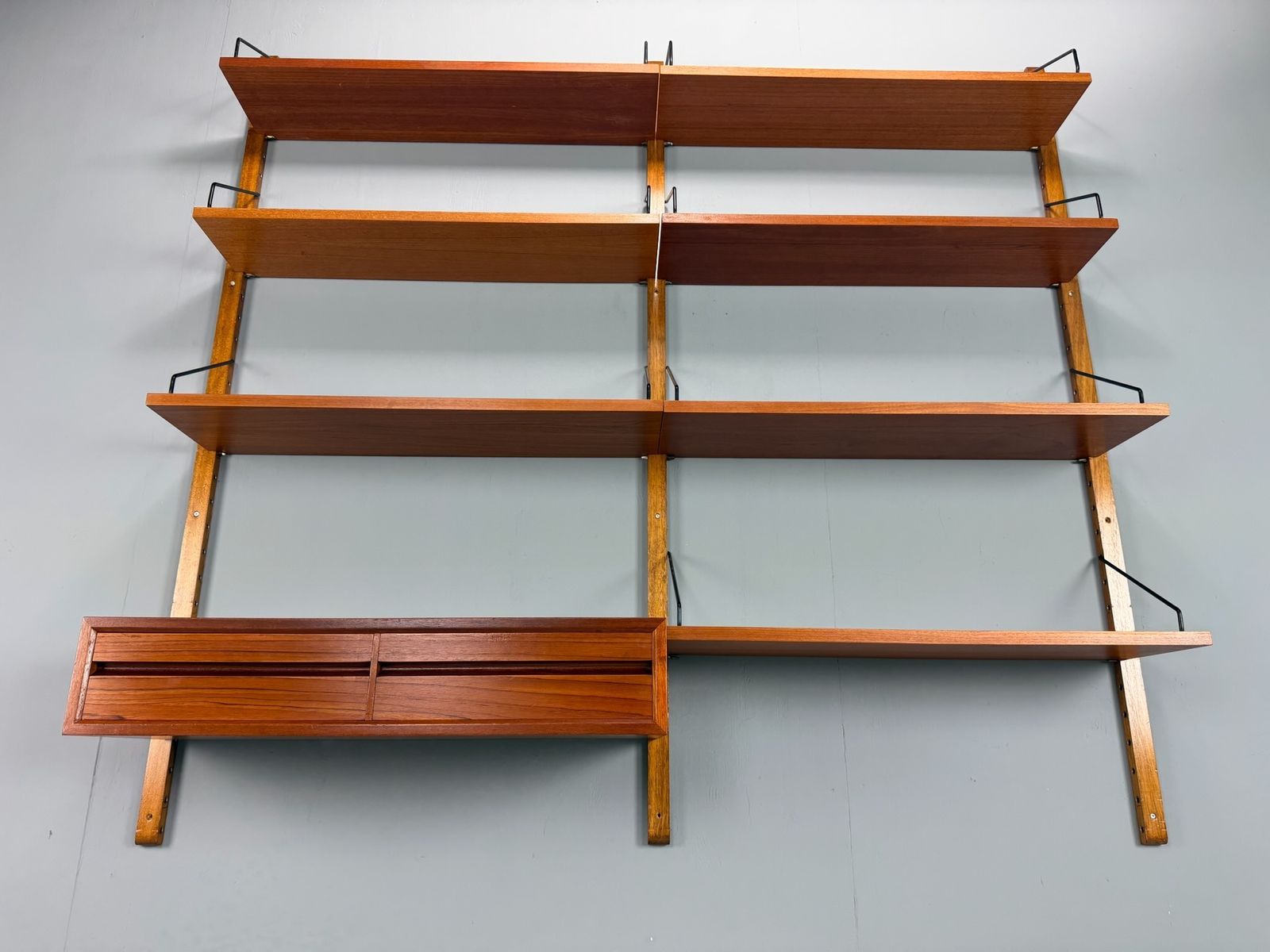 Poul Cadovius Mid  Century Modern Modular Teak Wall Unit Shelving For Cado, 1960 photo buy