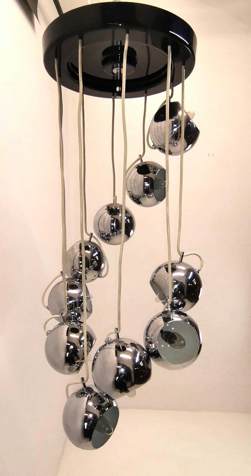 Guzzini Chrome Ball Cascading Chandelier Lamp/ 1970s / Harvey Guzzini / Atomic Design / Space Age / 1970s / Mcm Meblo Guzzini Pendant Lamp photo furniture