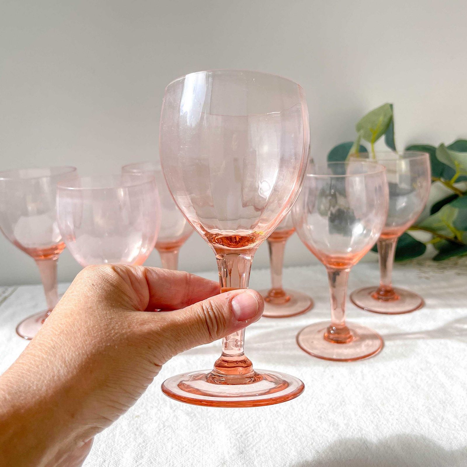 7 Vintage Faceted Pink Glass Water Glasses – 1950s – French Elegance photo vinterior