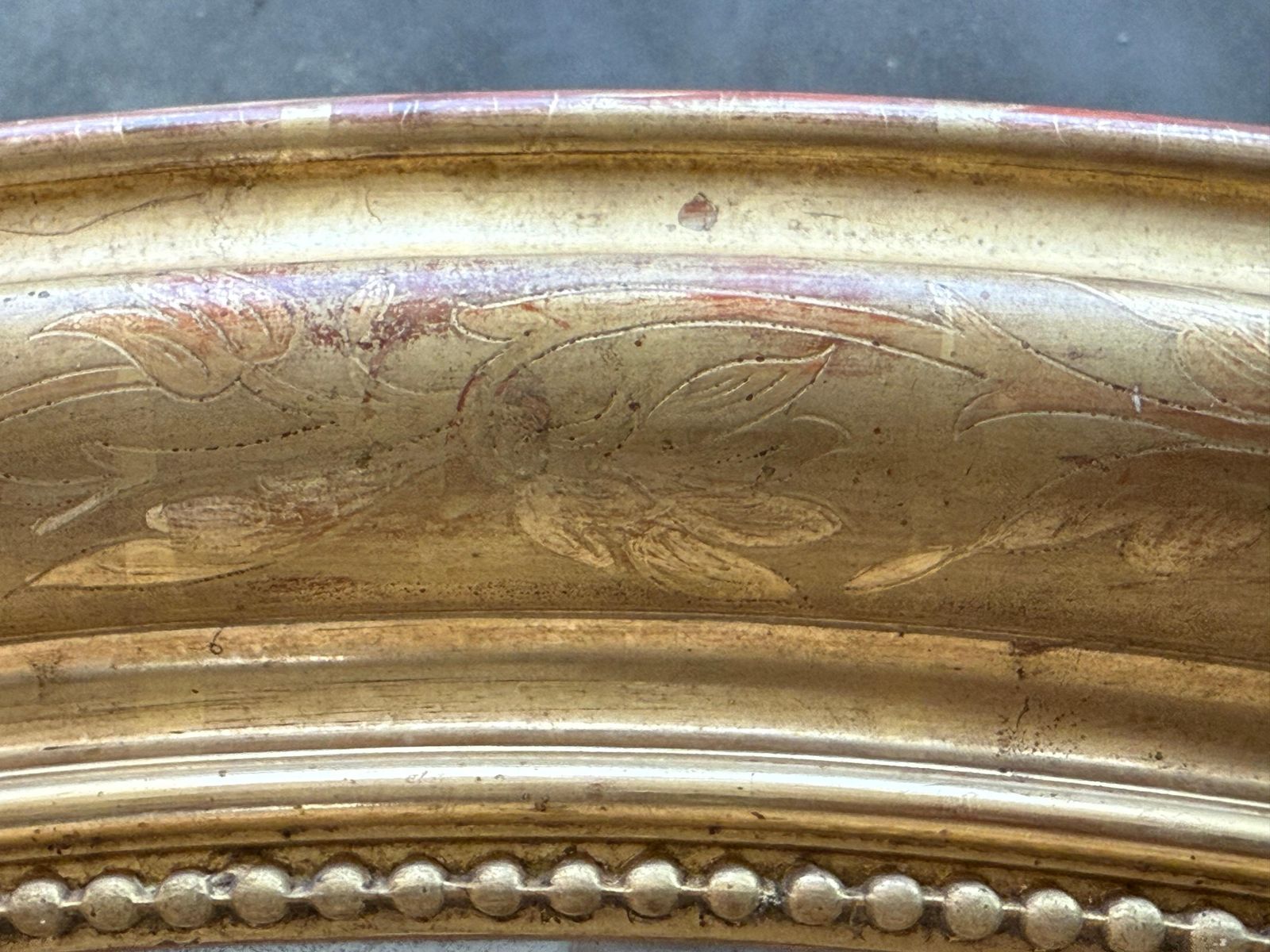 Miroir ovale d'époque Empire en bois doré, XIXe siècle photo vintage