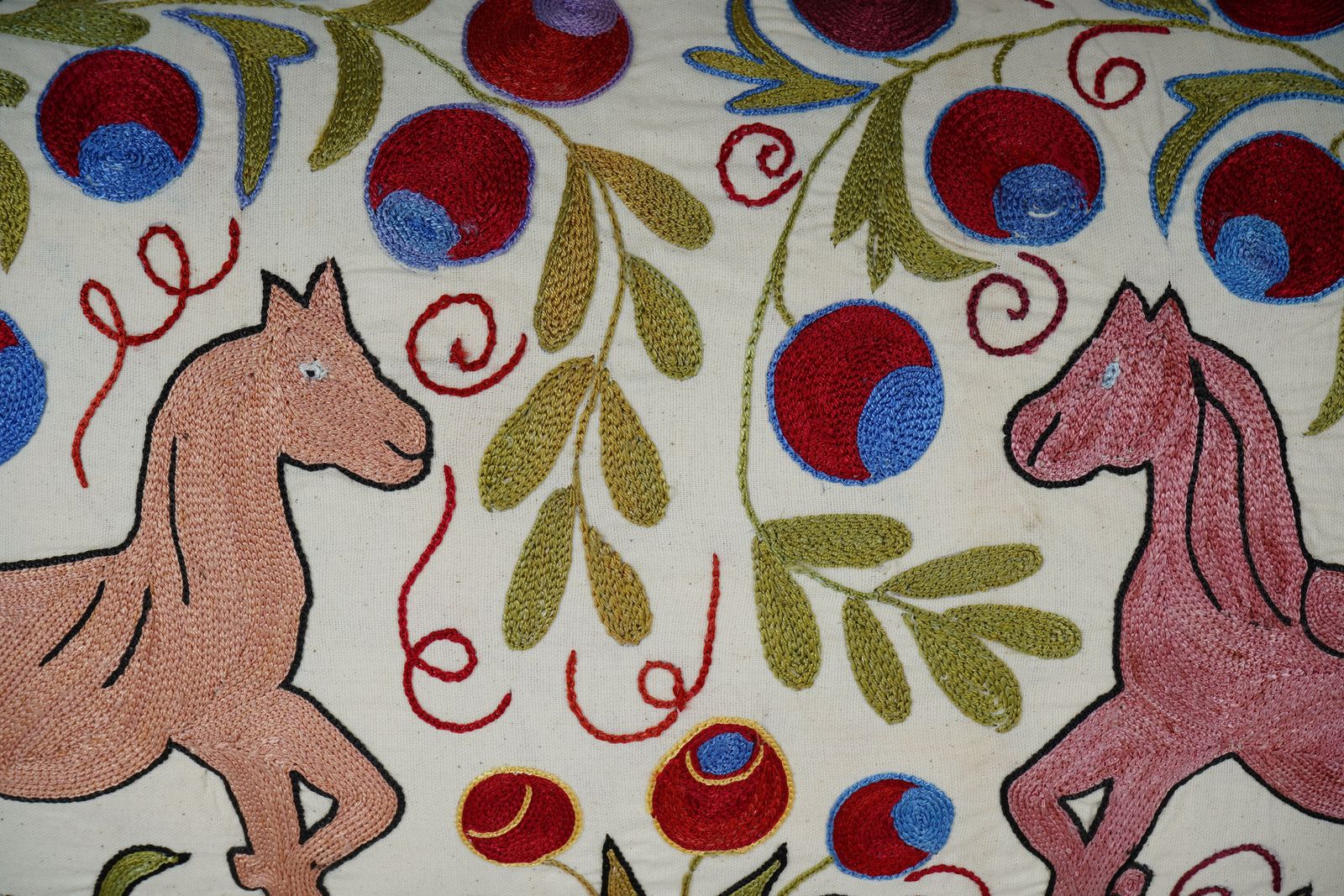 Boho Horse Suzani Lumbar Pillow – Hand Embroidered Decorative Cushion Cover photo 100.0