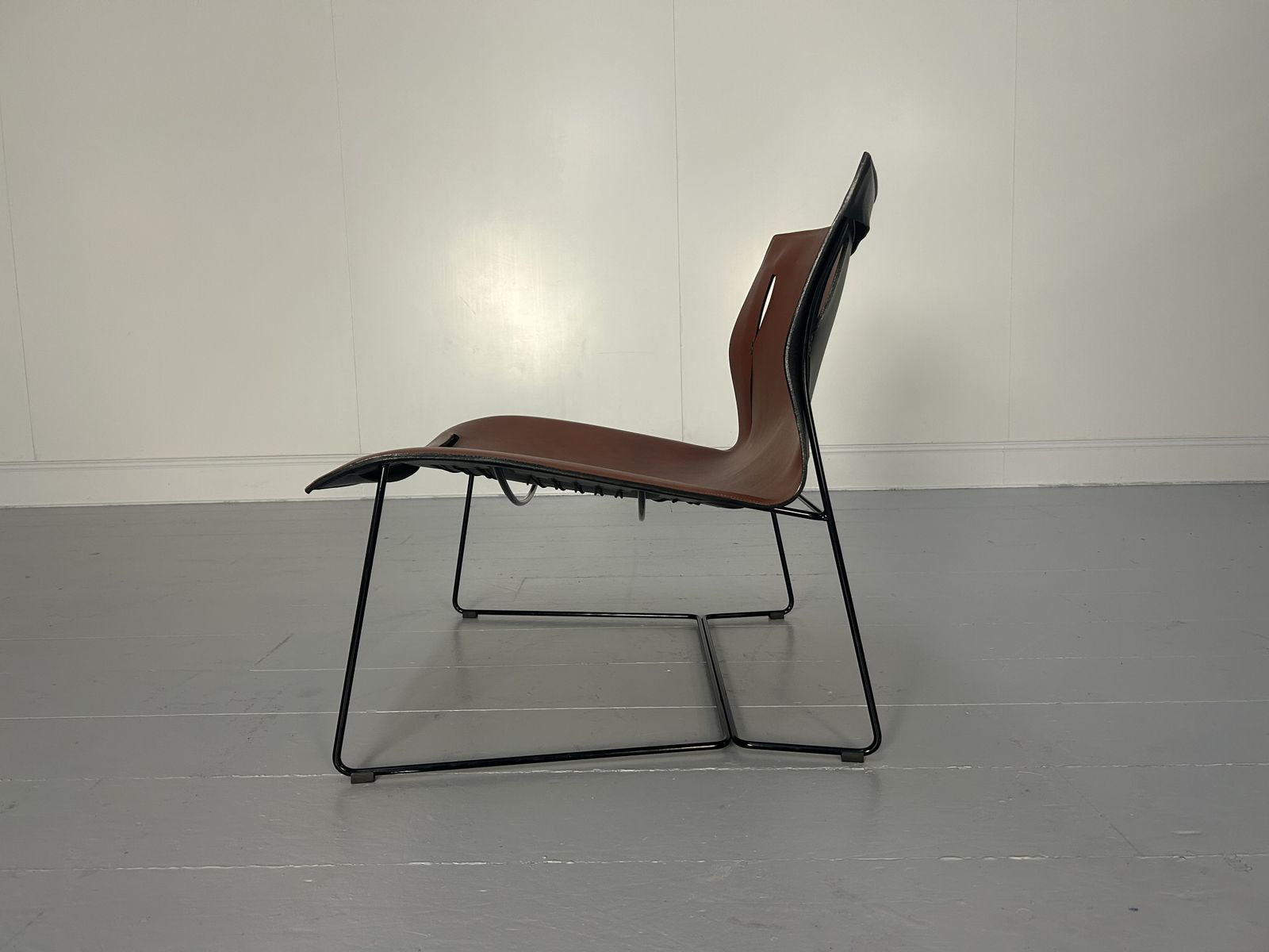 photo furniture 4 Walter Knoll "Cuoio Lounge Grand" Chairs & Table In Sherry Saddle Leather