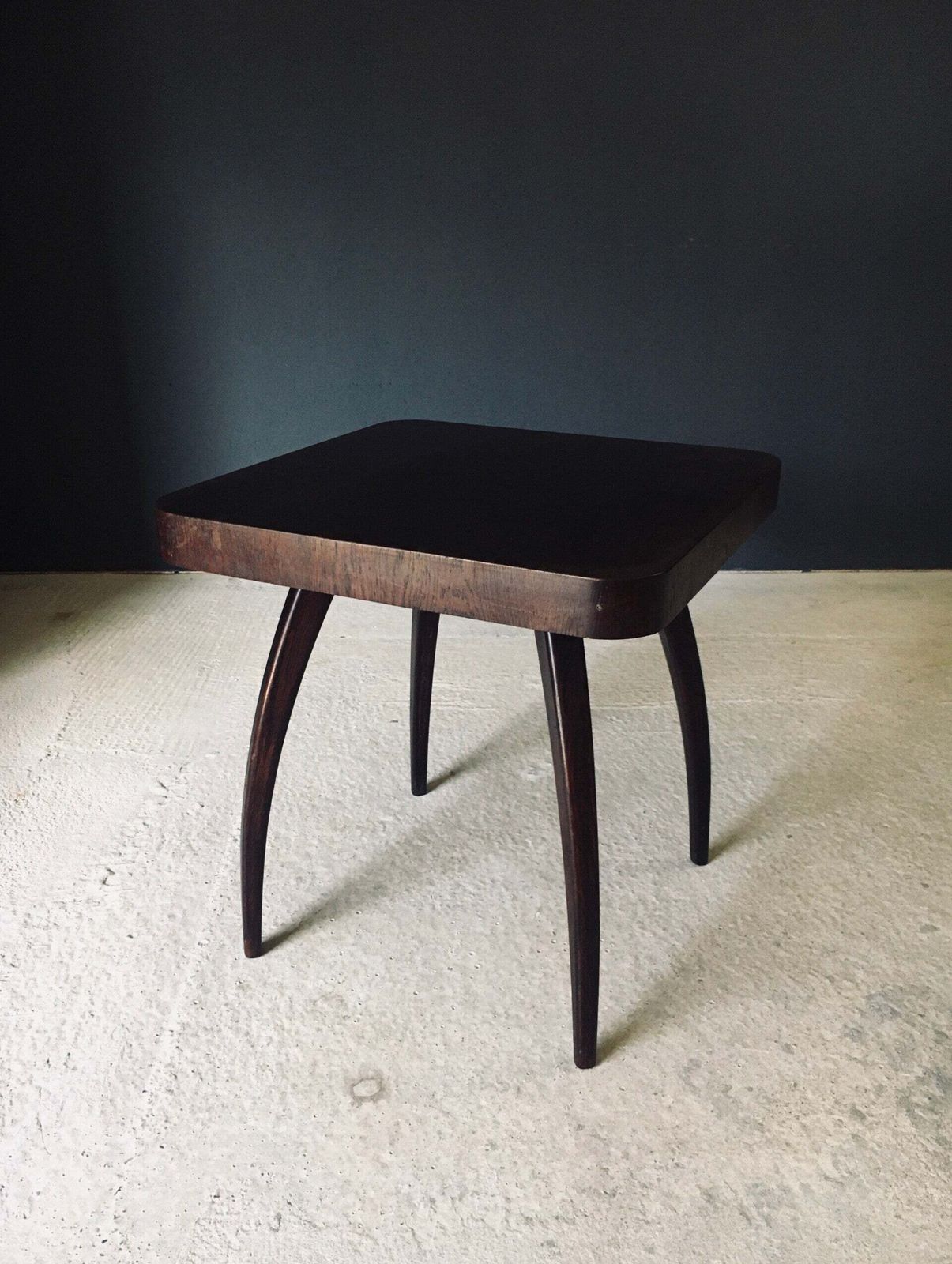 Modernistisch Design Spinnentafel Van Jindrich Halabala, Jaren 1940, Tsjecho Slowakije