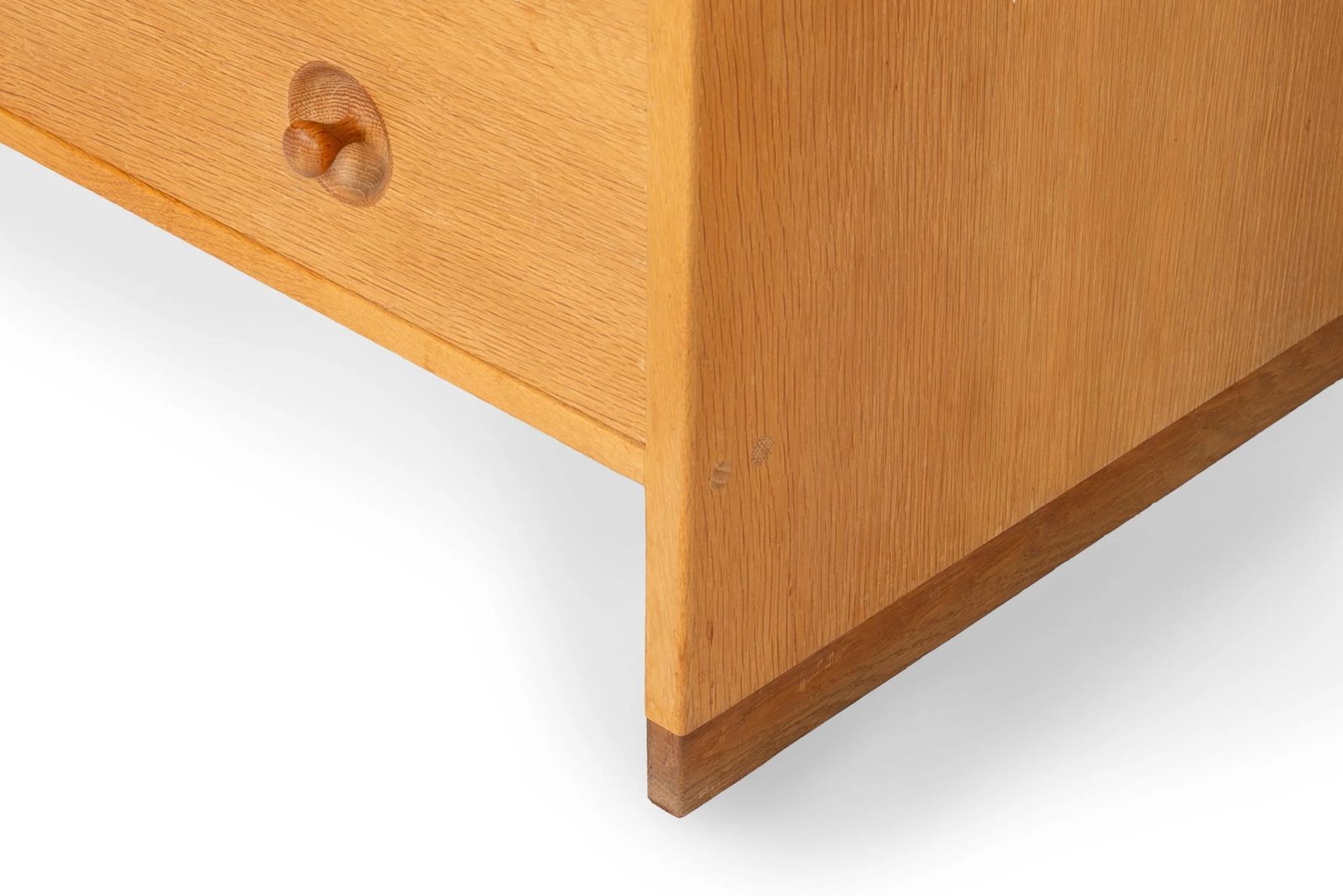 Hans Wegner Chest Of Drawers In Oak photo vinterior