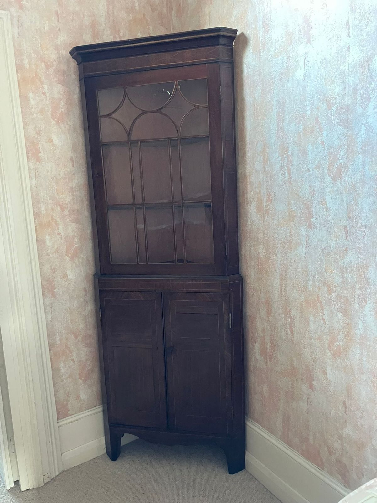 Late Georgian Mahogany Inlaid Corner Cabinet