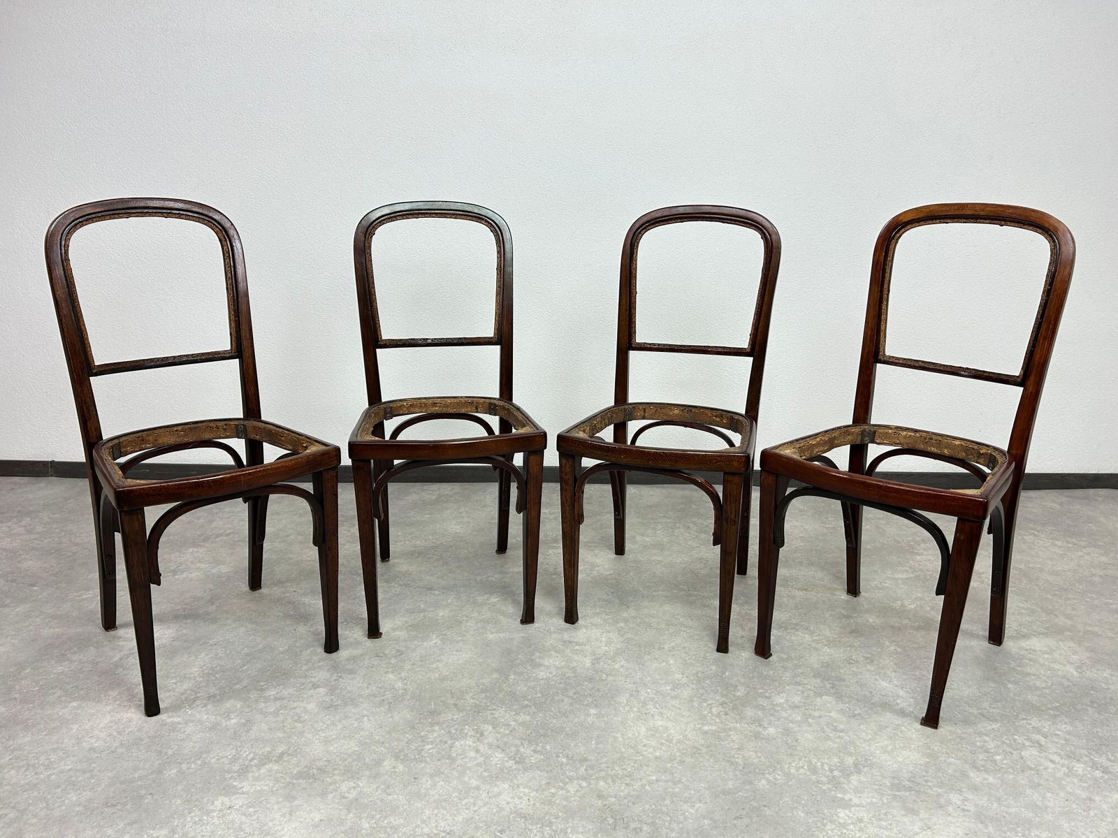 Set Of 6 Dining Chairs No.715 By Gustav Siegel For J&J Kohn photo for sale