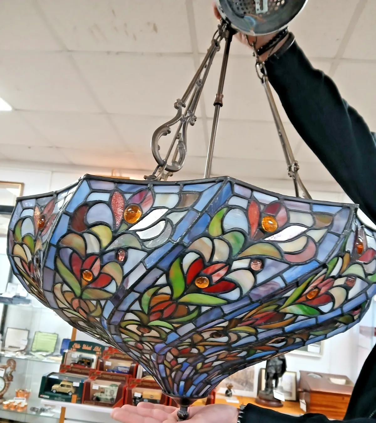 High Quality Mid Century Tiffany Style Glass Pendant Light Shade & Fittings photo furniture