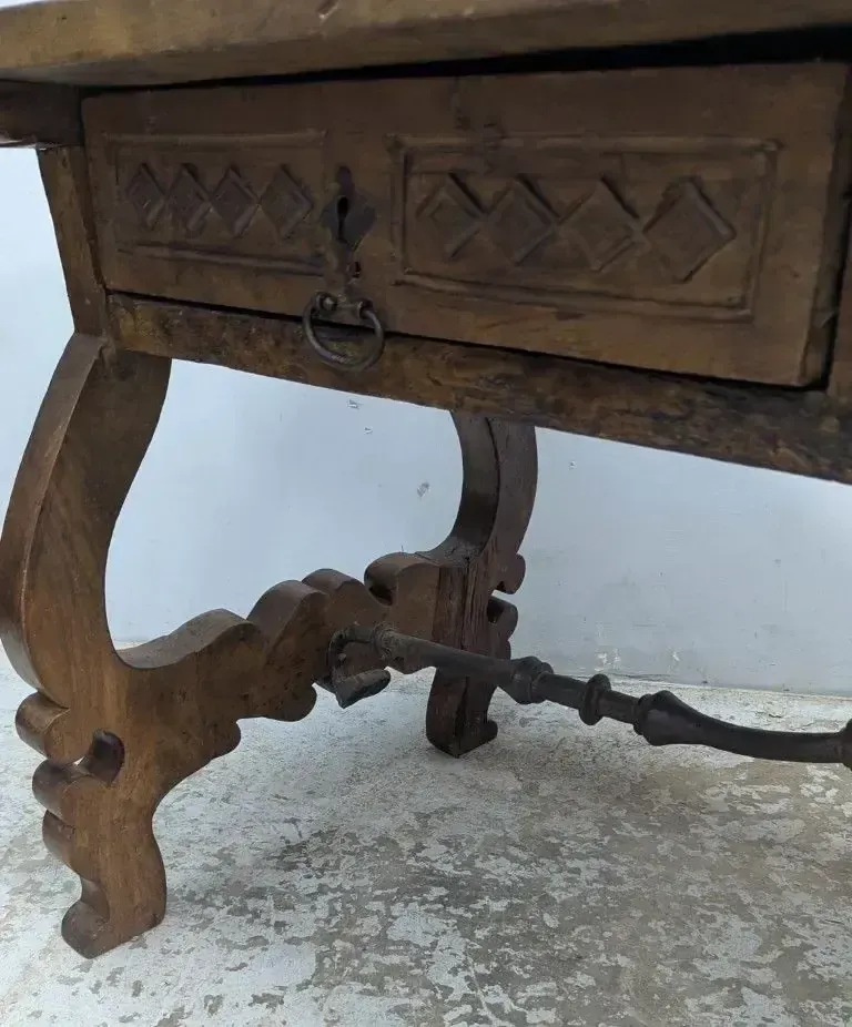 18th Century Period Walnut Desk With A Wrought Iron Crossbar photo vinterior