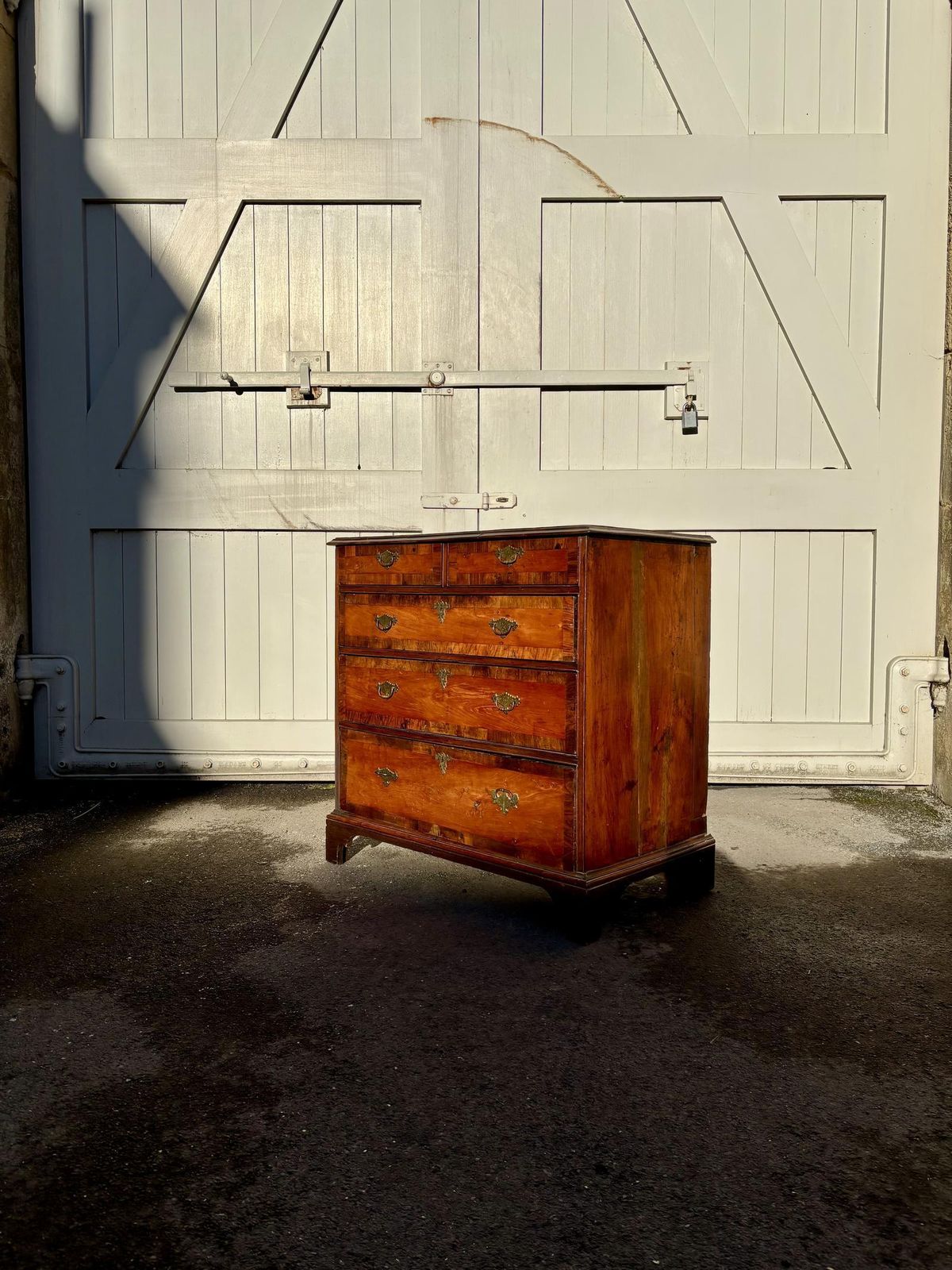 George III Satin Wood Chest Of Drawers With Walnut Cross Banding