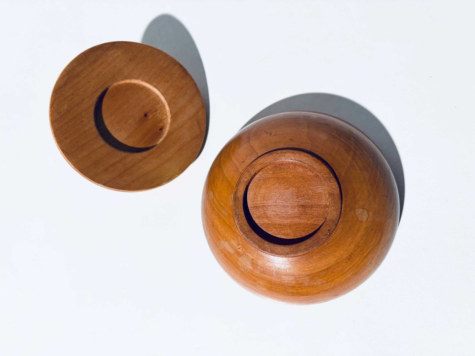 photo for sale Art Deco Wooden Jewelery Box Round Bowl With Lid / 1920s Design Decor