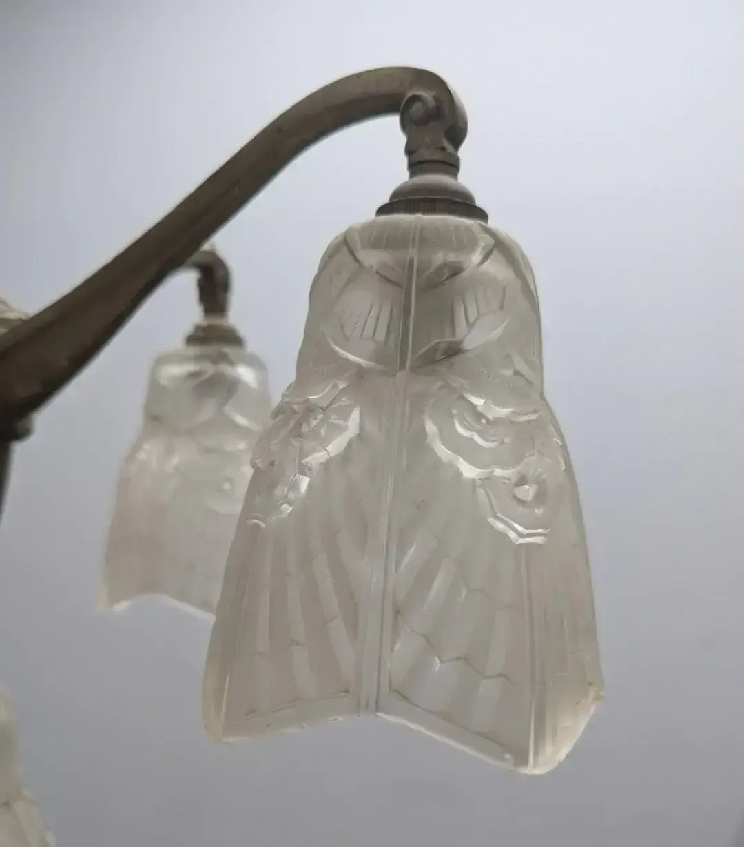 1930s Art Deco Silvered Bronze Chandelier With Molded Glass Tulip Shades photo 765.0
