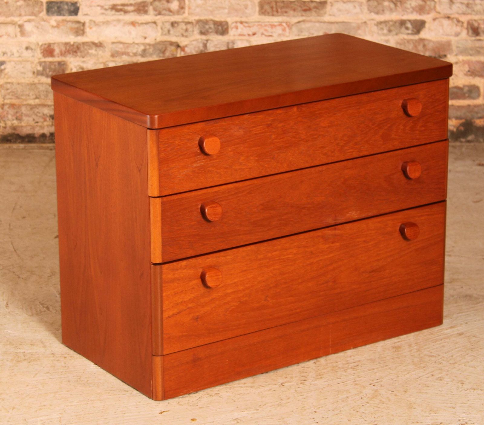 Vintage Mid Century Style Teak Chest Of Drawers By Stag photo for sale