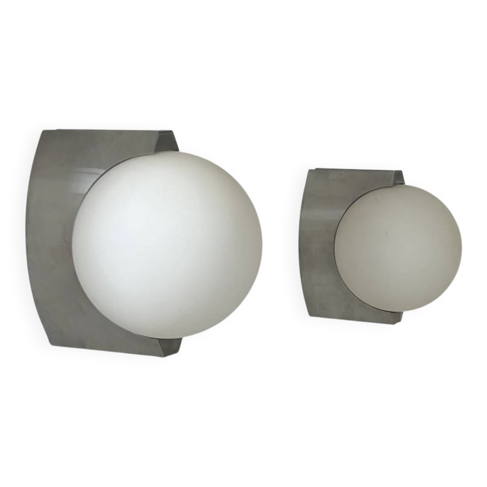 Page 1 Of 9 Pair Of Vintage Wall Lights, Brushed Metal And Opaline Glass, France, 1990