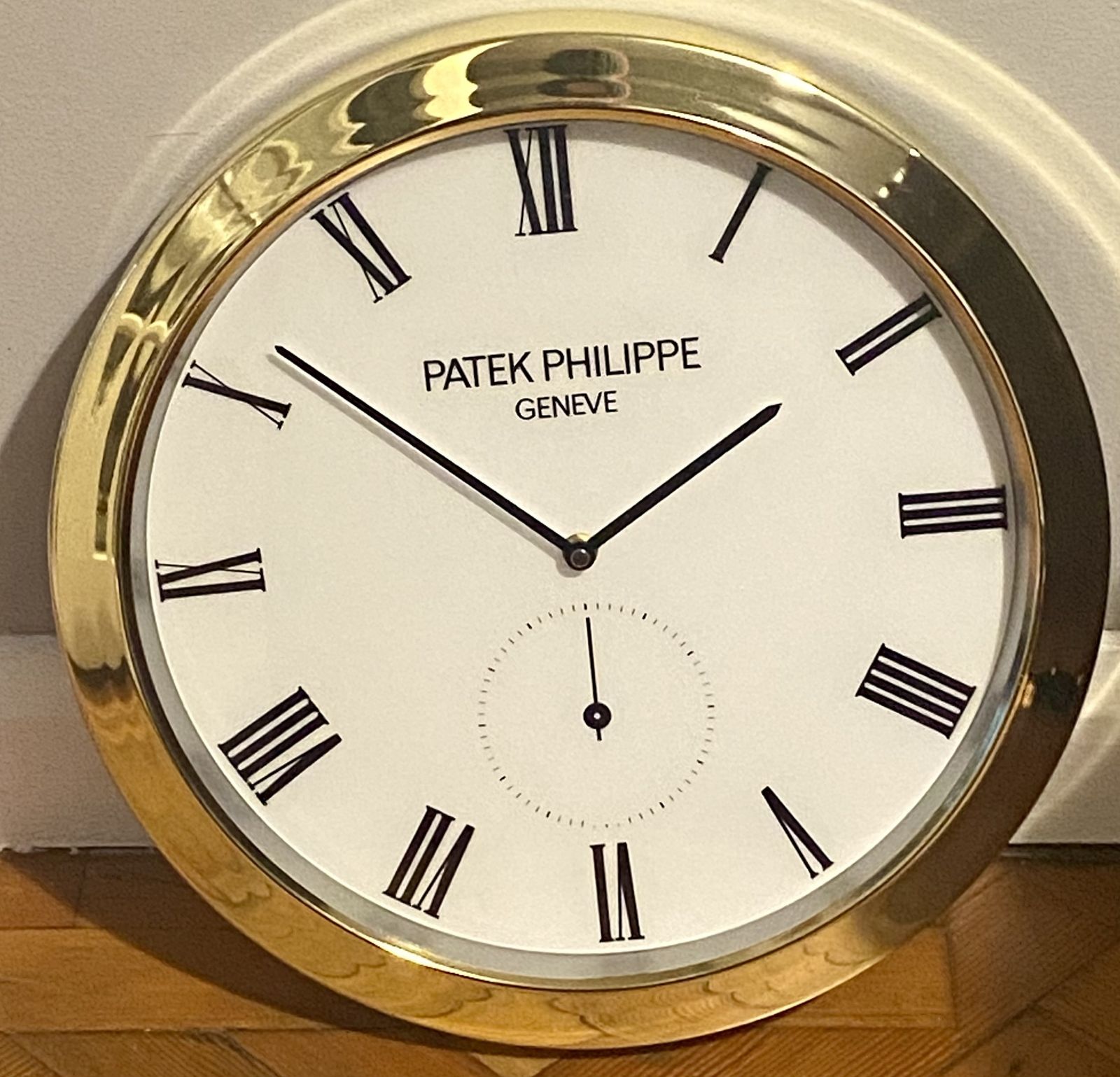 Patek Philippe Geneve Swiss Perpetual Calendar Chronograph Nautilus Dealer Promo Luxury Watch Shop Wall Clock Chronograph Timepiece photo 1295.0