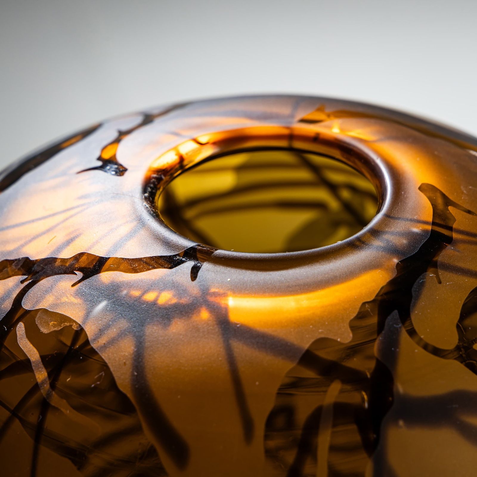 Spherical Glass Vase In The Style Of Willem Heesen, Late 20th Century photo 1400.0
