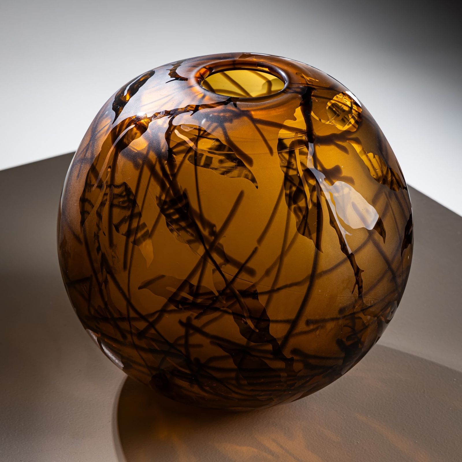 Spherical Glass Vase In The Style Of Willem Heesen, Late 20th Century photo Home Decor